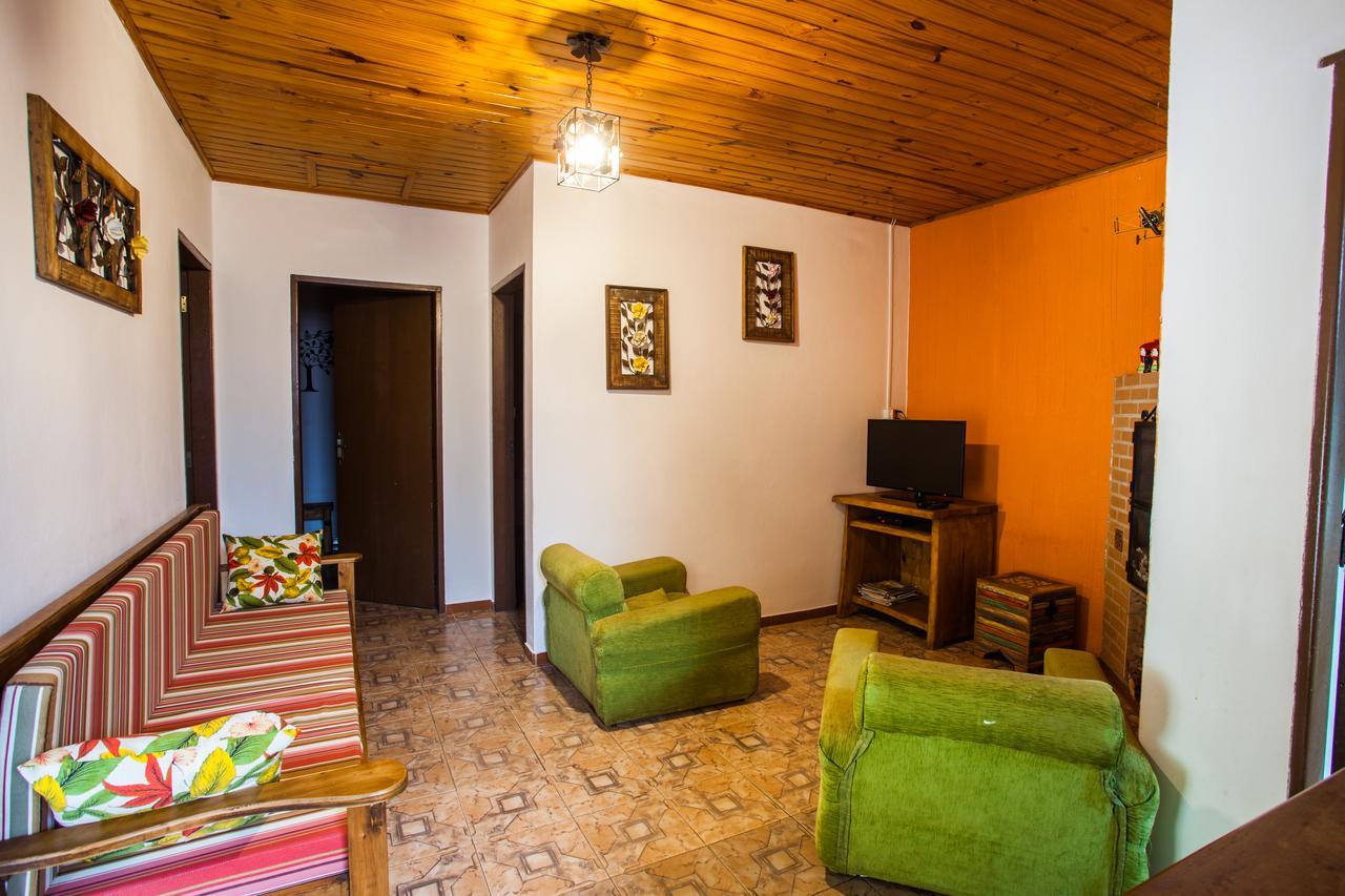 Chales Na Montanha Riacho Doce Sao Bento do Sapucai Ngoại thất bức ảnh
