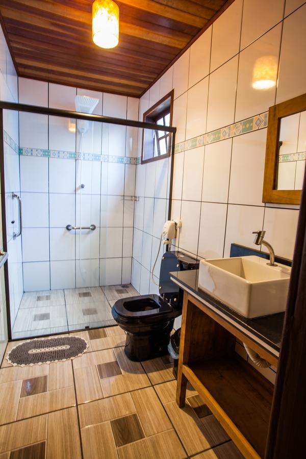 Chales Na Montanha Riacho Doce Sao Bento do Sapucai Ngoại thất bức ảnh