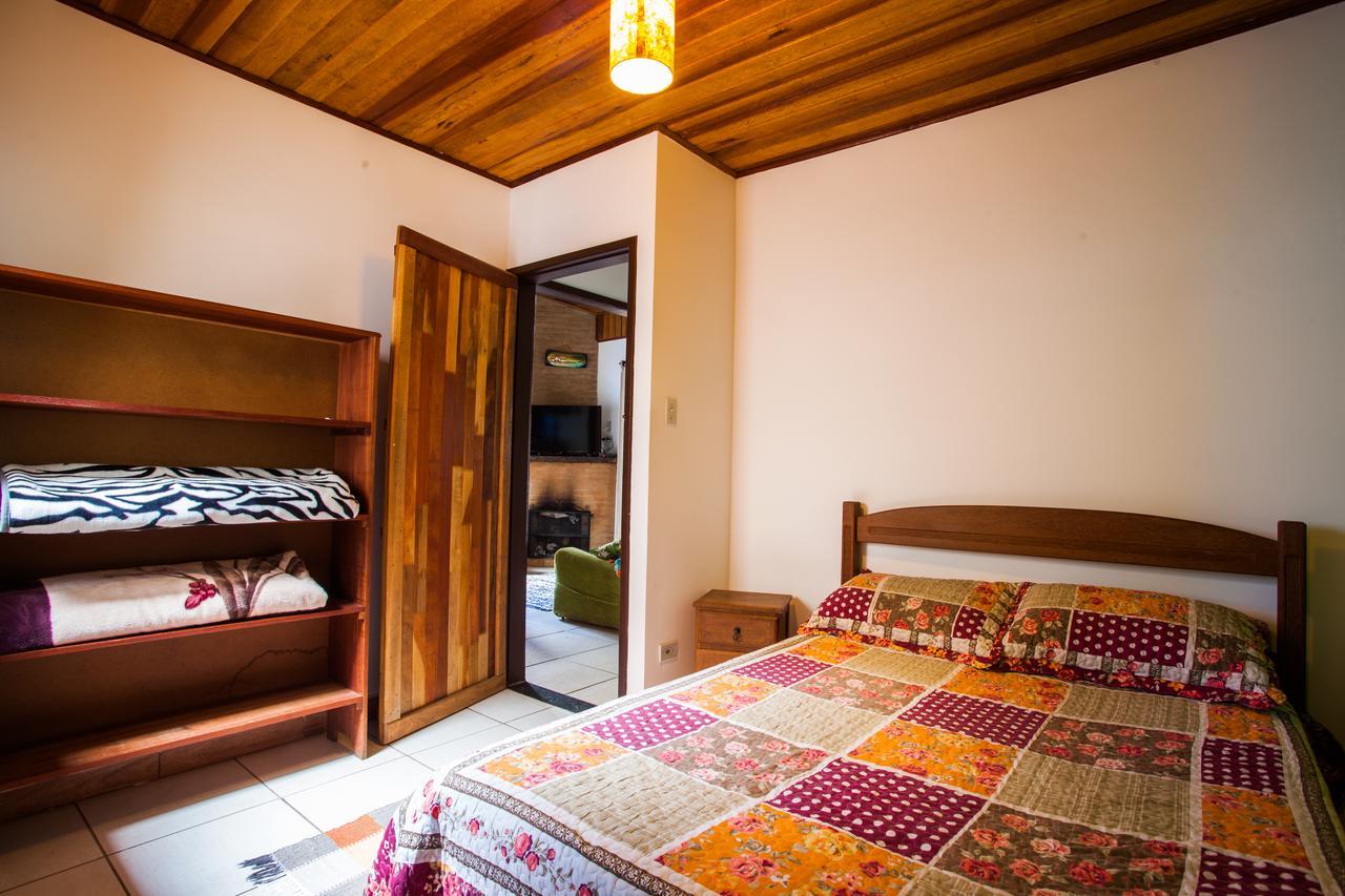 Chales Na Montanha Riacho Doce Sao Bento do Sapucai Ngoại thất bức ảnh